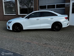 Audi A3 Limousine - 30 TFSI S LINE ECC-AIRCO/NAVI/LED/TREKHAAK