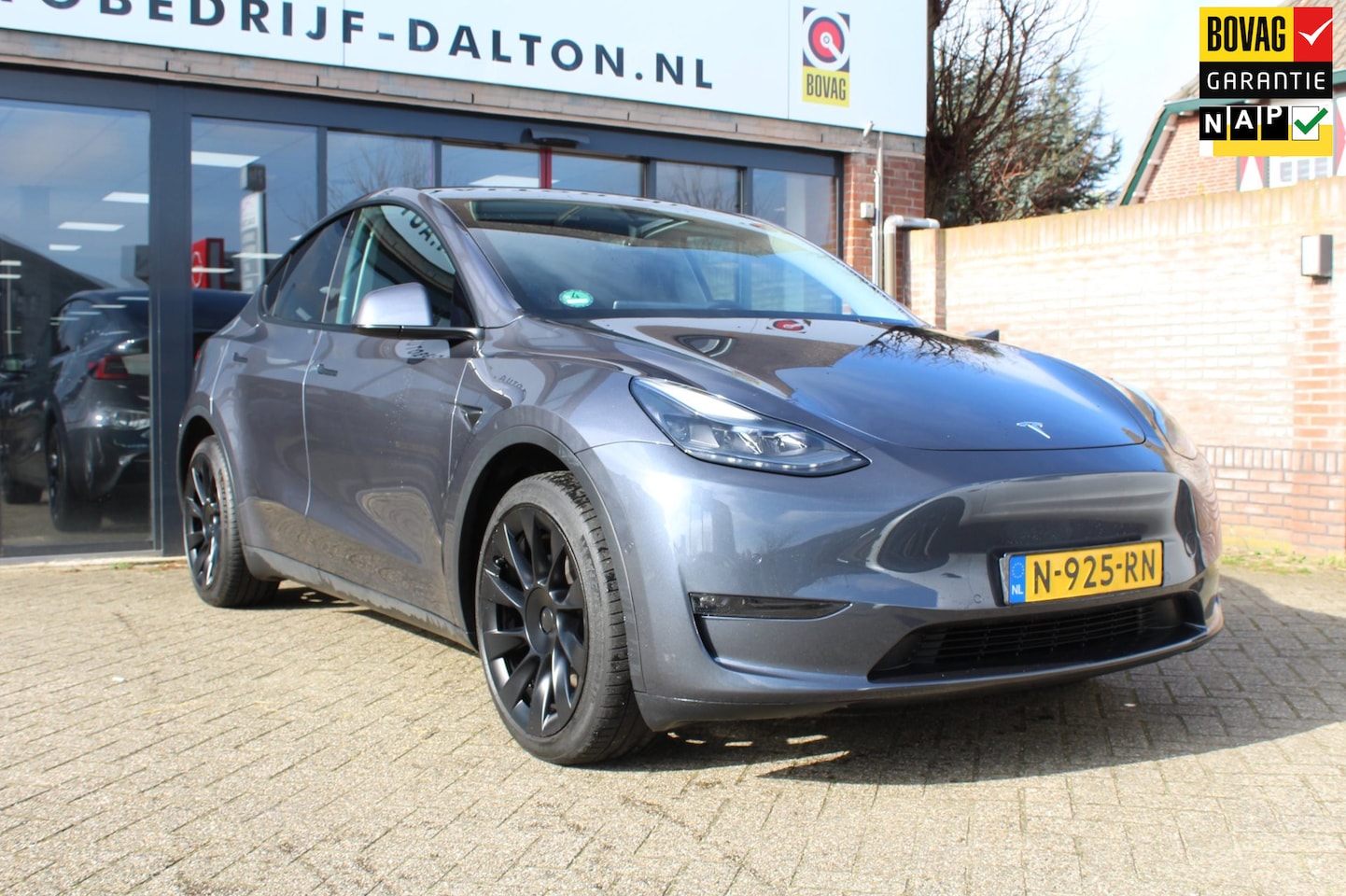 Tesla Model Y - Long Range AWD 75 kWh 20" PANODAK / LEER / INCL. BTW - AutoWereld.nl