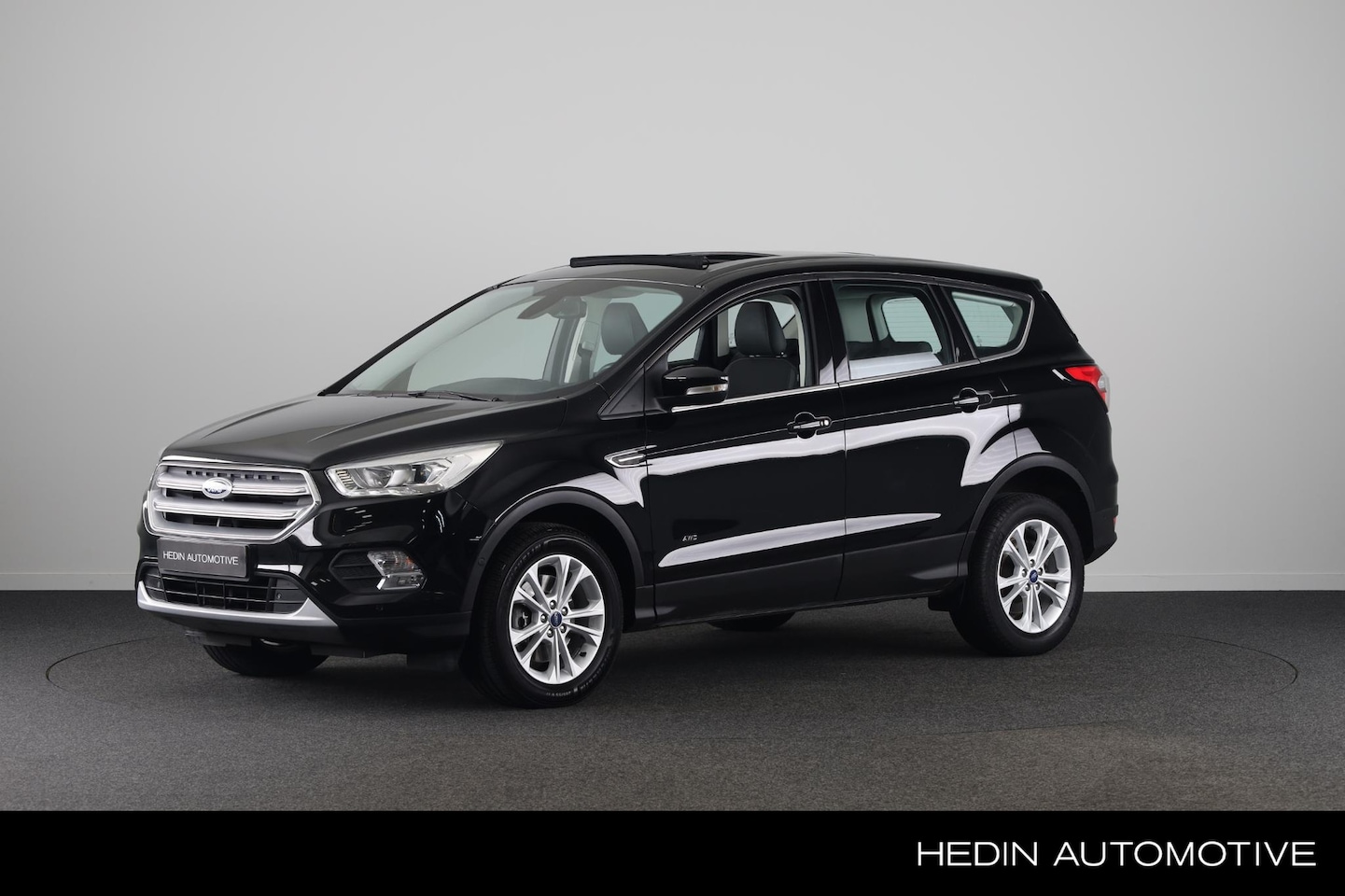 Ford Kuga - 1.5 EcoBoost Titanium | Pano | Winterpakket | Camera | Carplay | - AutoWereld.nl
