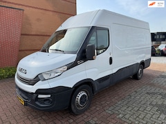 Iveco Daily - 35S16V 2.3 352 L3H2, Euro 6, Automaat, Trekhaak, Airco, 3 Persoons