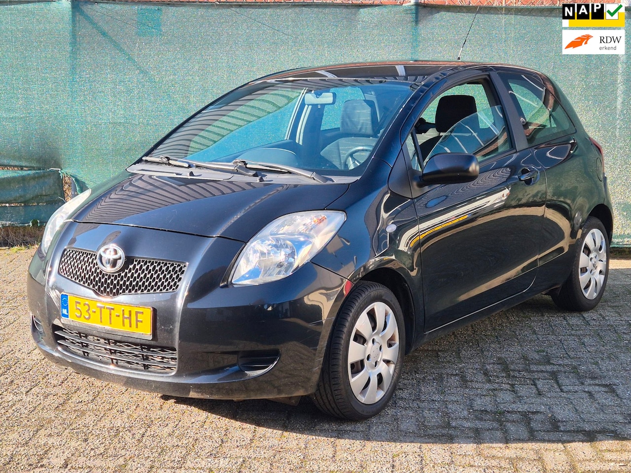Toyota Yaris - 1.3 VVTi Sol 172dkm *AIRCO* NW APK - AutoWereld.nl