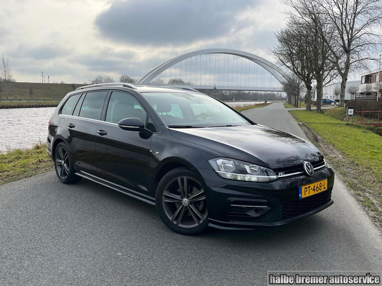 Volkswagen Golf Variant - 1.5 TSI 2X R-LINE VOL - AutoWereld.nl