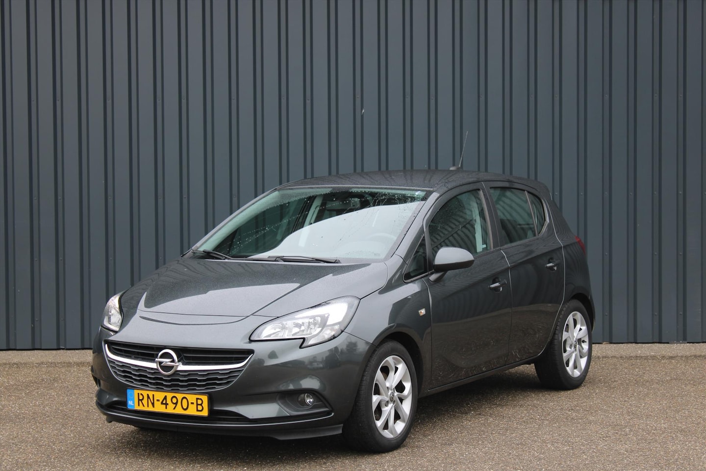 Opel Corsa - 1.4 90pk 5drs Online Edition | Navigatie | Airco | Wordt verwacht - AutoWereld.nl