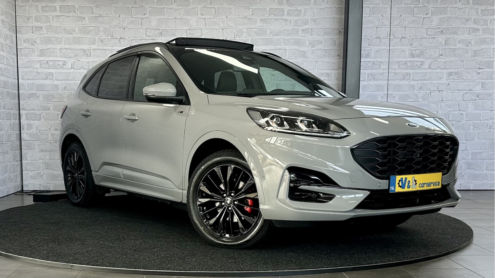 Ford Kuga - 2.5 PHEV Graphite Tech Edition / Stoel/stuurverwr. / Elec trekhaak / ACC / HUD - AutoWereld.nl