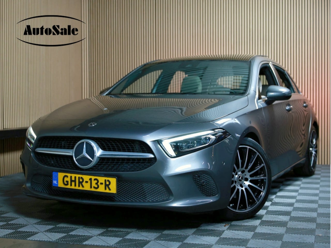 Mercedes-Benz A-klasse - 200 Business Solution AMG PANO MEMORY LANE PDC '18 - AutoWereld.nl