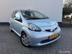 Toyota Aygo - 1.0-12V 5 drs Airco Centrale vergr Elek ramen