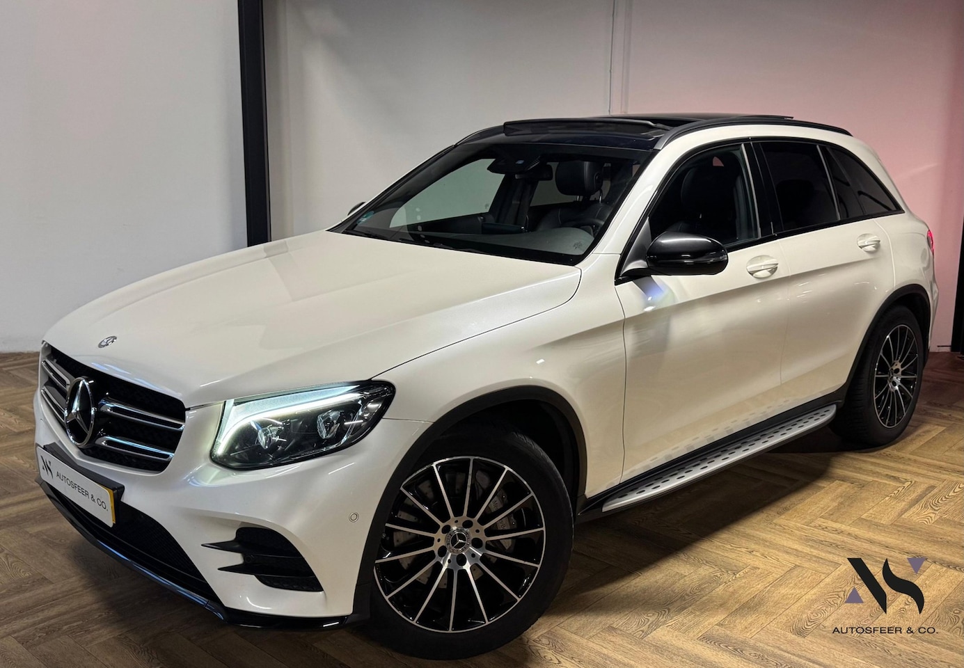 Mercedes-Benz GLC-klasse - 350 d 4MATIC Prestige AMG PANO CARPLAY CAM - AutoWereld.nl