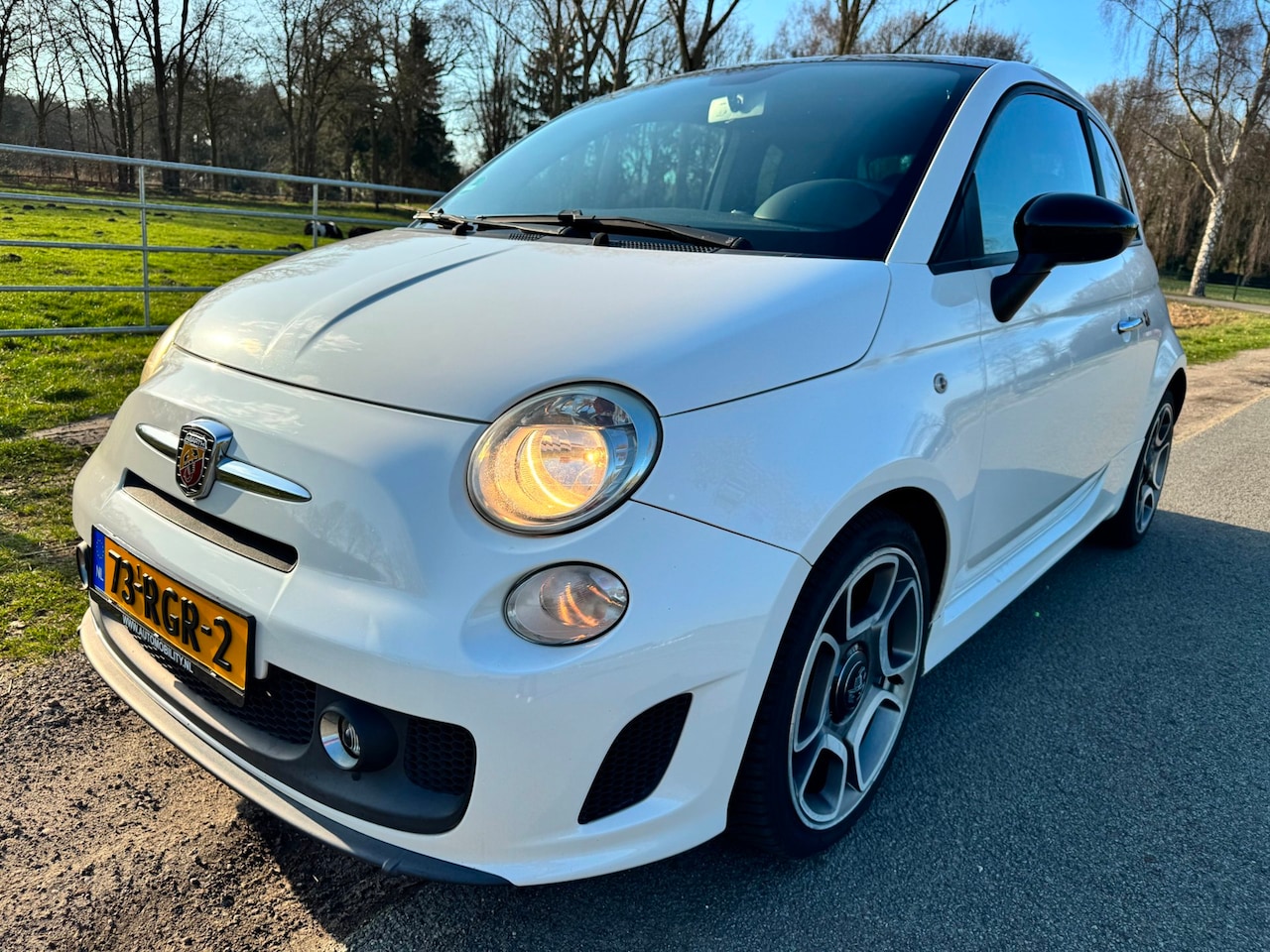 Fiat 500 Abarth - 1.4-16V dealer onderh. cruise control, panodak - AutoWereld.nl