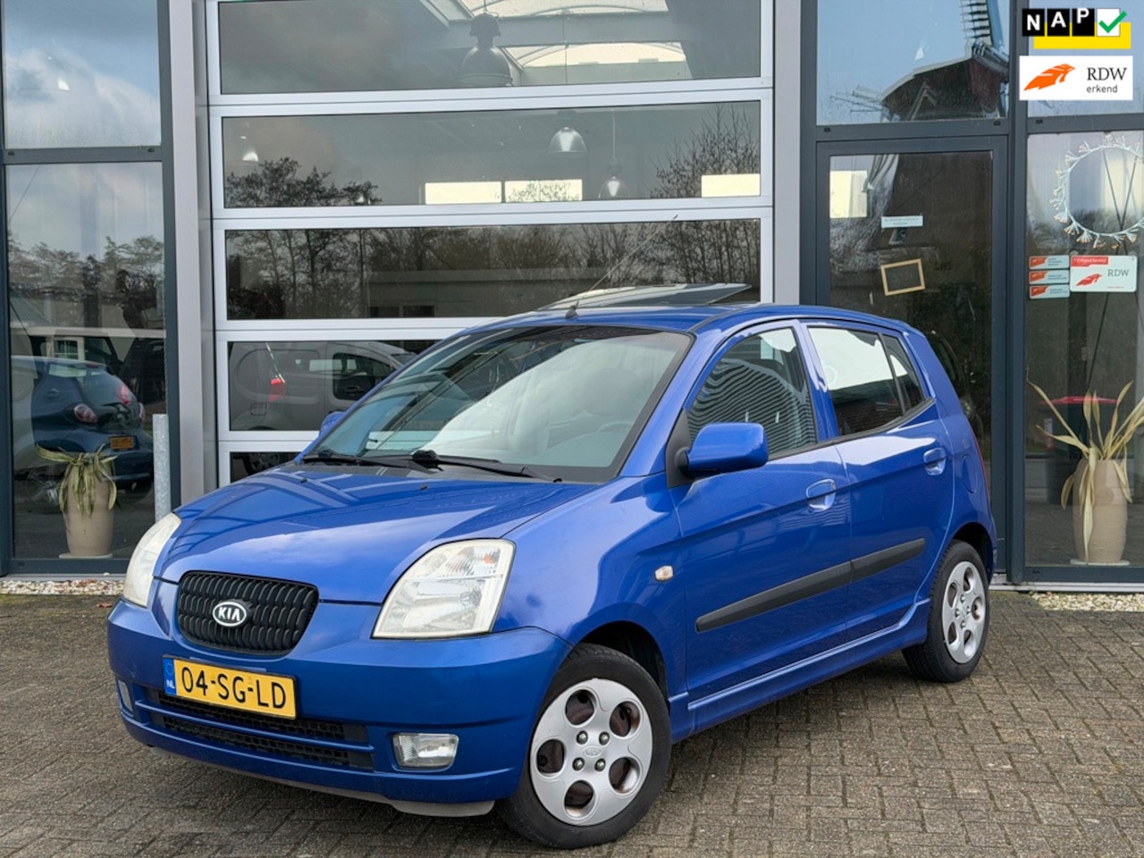 Kia Picanto - 1.0 Schuifdak - AutoWereld.nl
