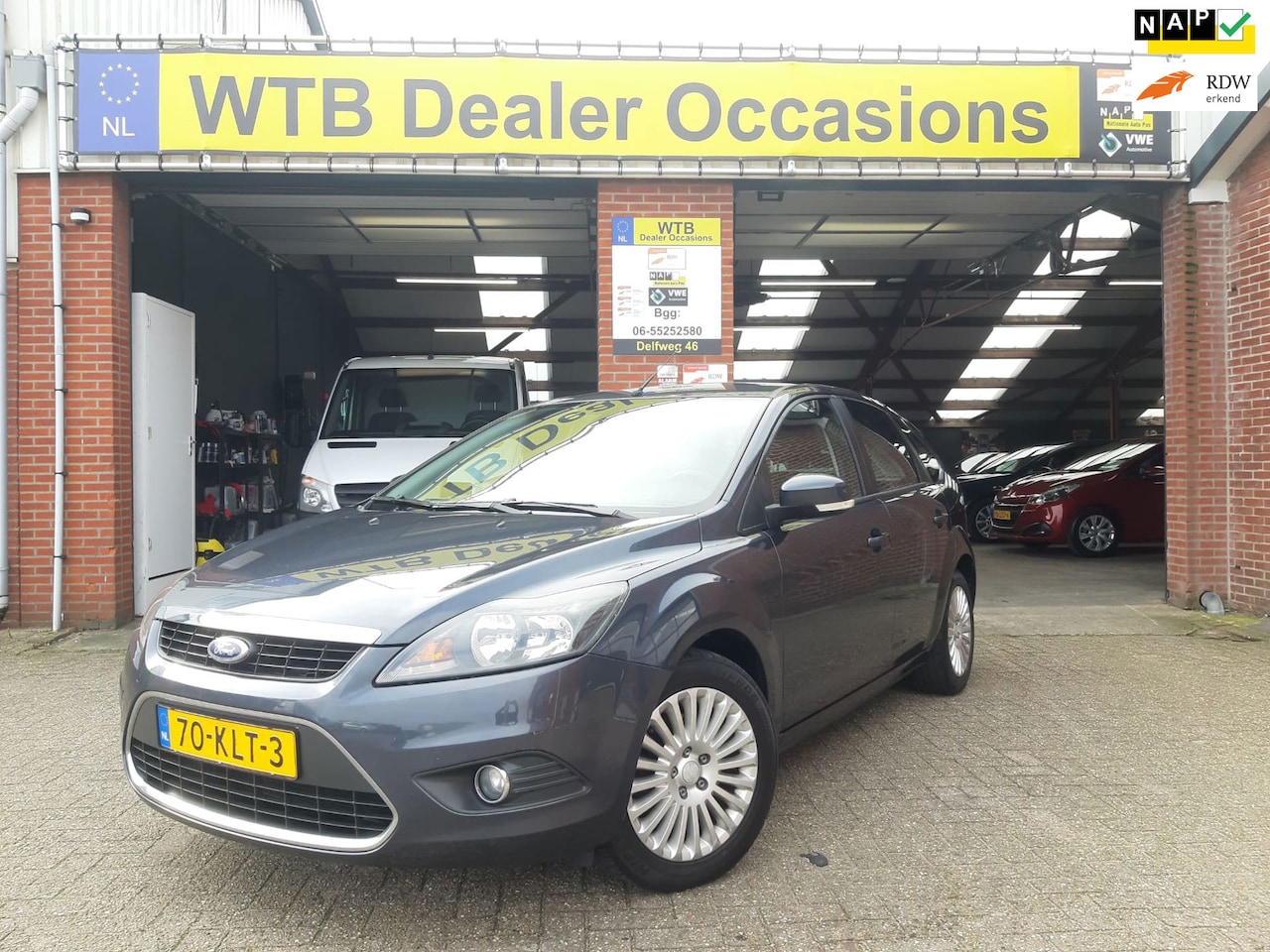 Ford Focus - 1.8 Limited 1.8 Limited, Airco-ECC, 2e Eig. Trekhaak, parkeersensoren - AutoWereld.nl
