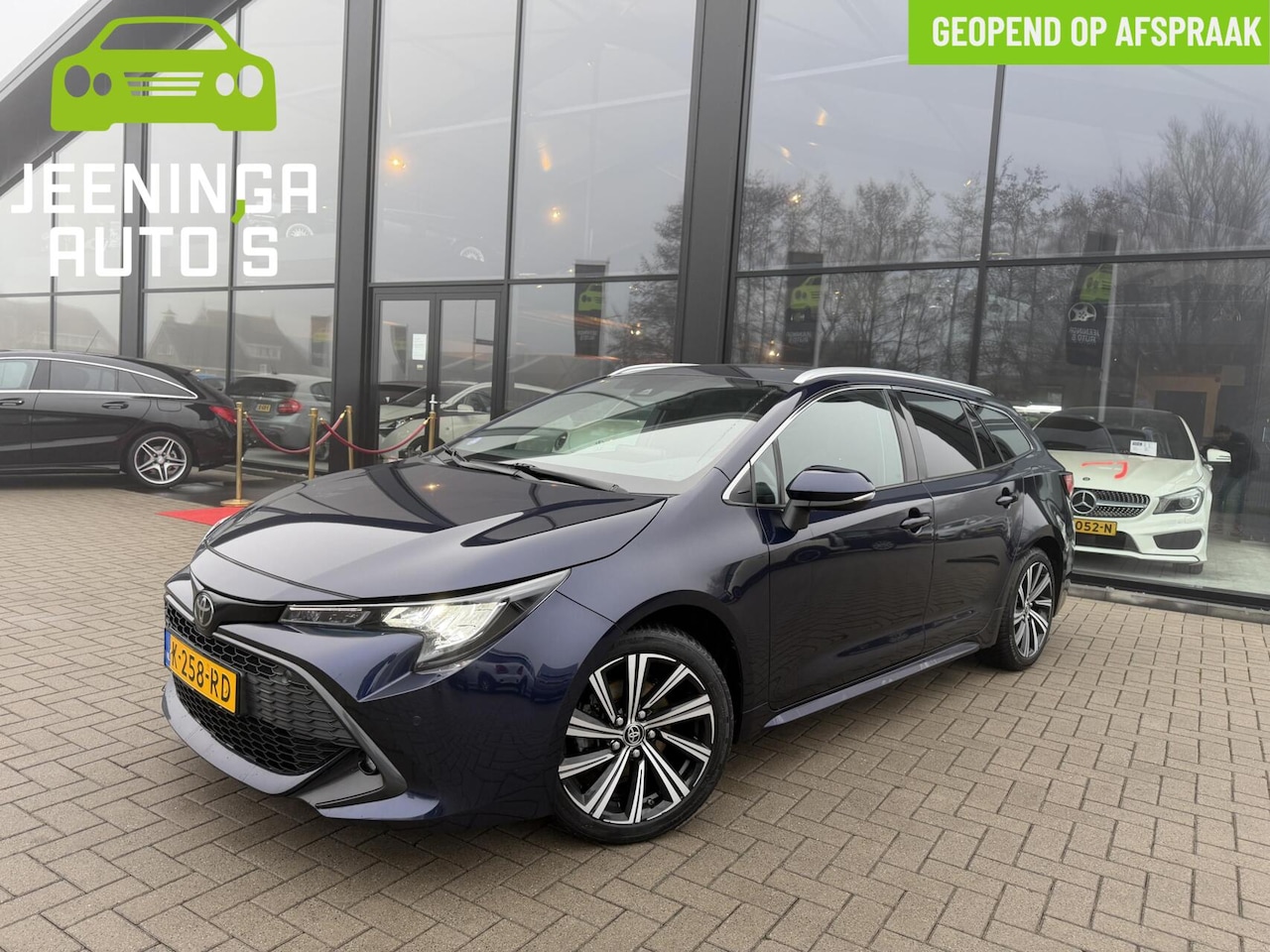 Toyota Corolla Touring Sports - 1.2 Turbo Dynamic|Camera|Trekhaak|Stoelverwarming - AutoWereld.nl