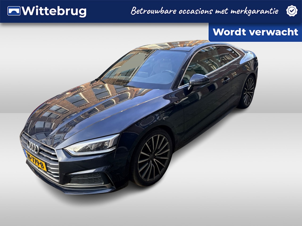 Audi A5 Coupé - 2.0 TFSI 191PK ultra Launch Edition / Panoramadak / S-Line Interieur / Stoelverwarming / 1 - AutoWereld.nl