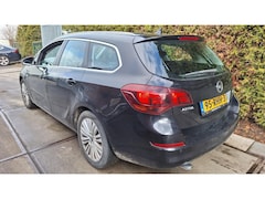 Opel Astra Sports Tourer - 1.4 Turbo Sport