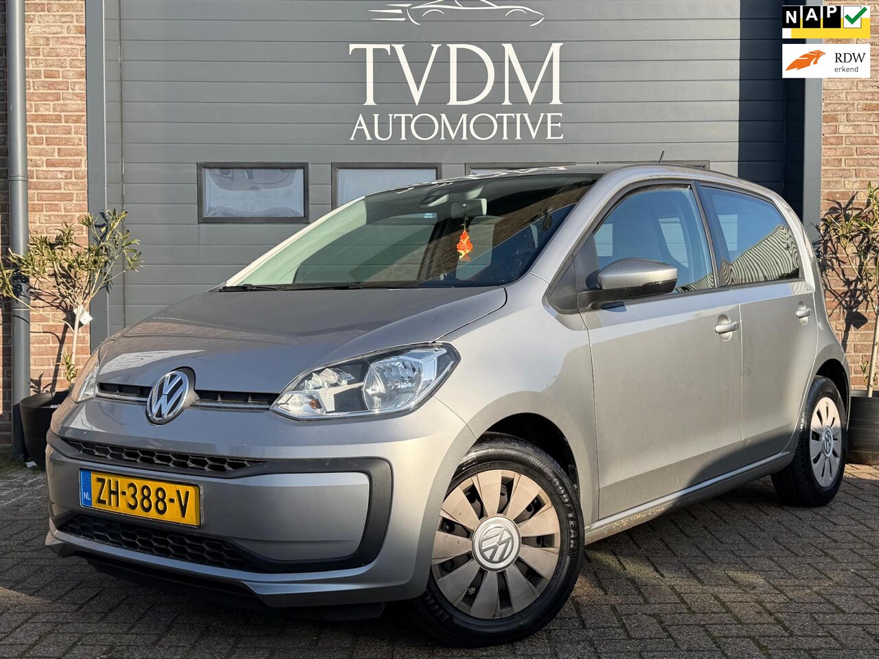 Volkswagen Up! - 1.0 BMT move up!|AIRCO|5-DEURS|NAP - AutoWereld.nl