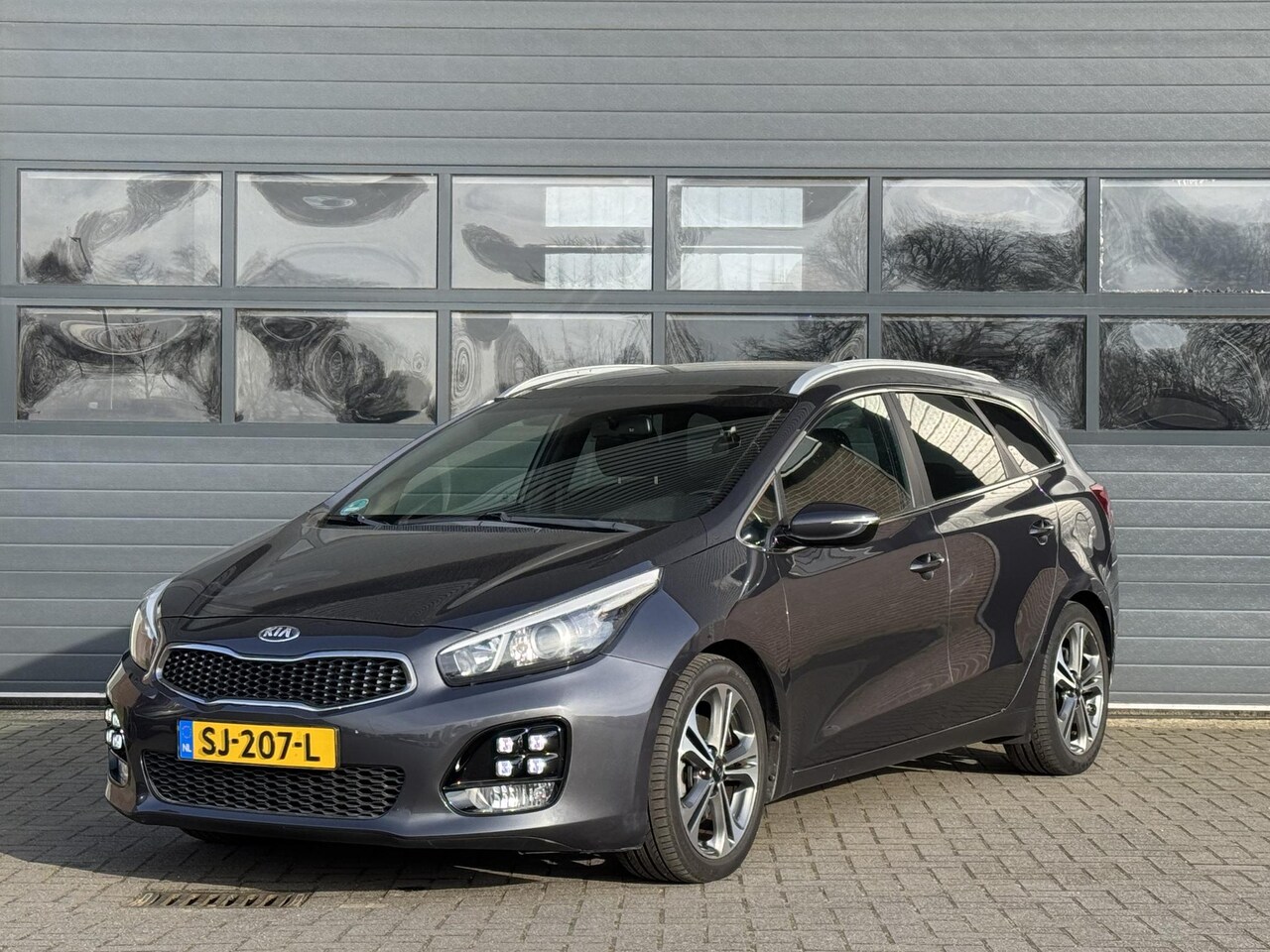 Kia Cee'd Sportswagon - 1.0 T-GDI GT-LINE EDITION I TREKHAAK I SCHUIF/KANTELDAK I APPLE CARPLAY I CLIMATE CONTROL - AutoWereld.nl