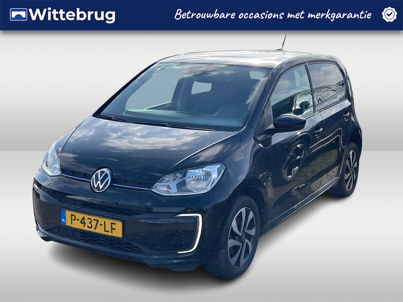 Volkswagen e-Up! - e-up! / Achteruitrijcamera / Stoelverwarming / 15'' LMV / VW - AutoWereld.nl