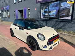 MINI Cooper - 1.5 panodak john cooper works uitvoering