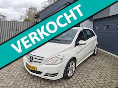 Mercedes-Benz B-klasse - 160 Business Class, Parking system, Navi, Cruise control, Stoelverwarming, Lichtmetalen ve