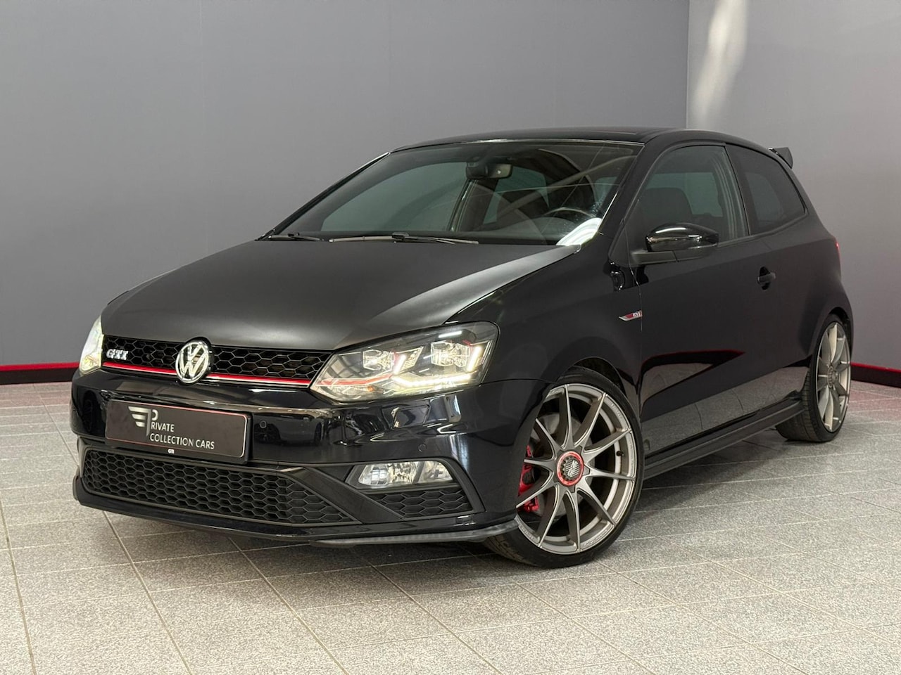 Volkswagen Polo - 1.8 TSI GTI Pano|Camera|Navi - AutoWereld.nl