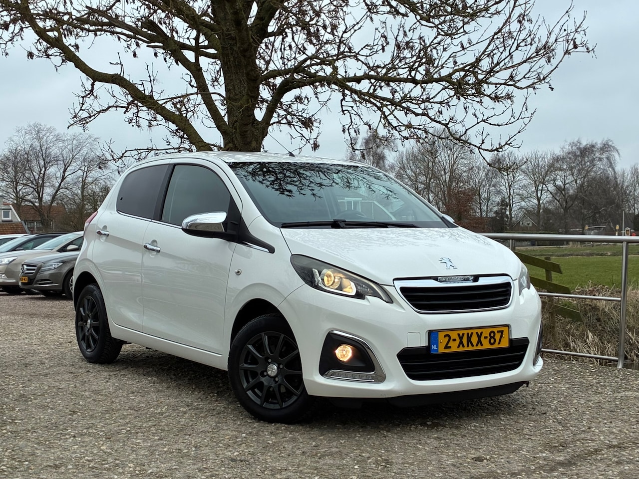 Peugeot 108 - 1.0 e-VTi Première | Carplay + Clima + Keyless nu €5.975,-!! - AutoWereld.nl