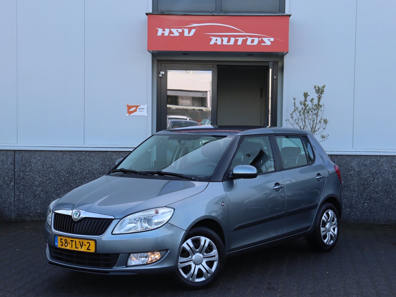 Skoda Fabia - 1.2 TSI Ambition airco 4-deurs org NL - AutoWereld.nl