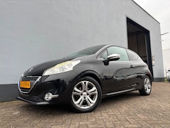 Peugeot 208 - 1.6 VTi Allure - Cruise Control