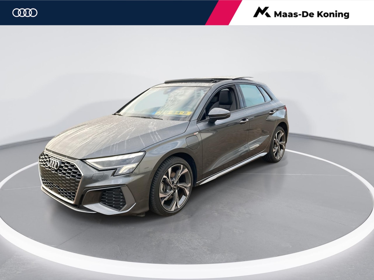 Audi A3 Sportback - 45 TFSIe 150kW/204PK S Line · Panoramadak · Apple/Android Car Play · Drive select · Garant - AutoWereld.nl