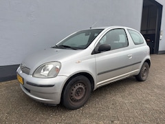 Toyota Yaris - 1.3-16V VVT-i Luna - EXPORT