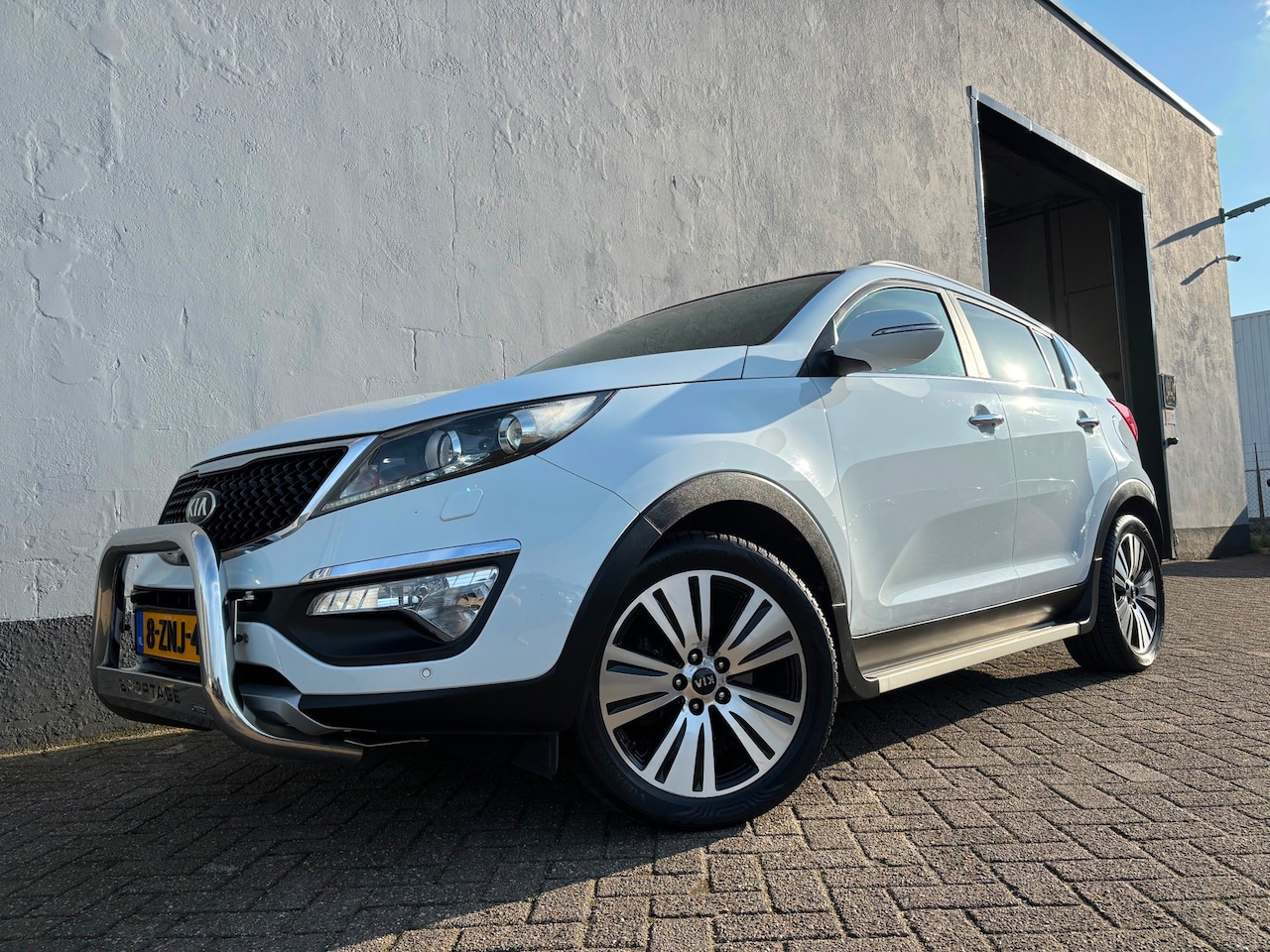 Kia Sportage - 1.6 GDI ExecutiveLine - Panorama - Trekhaak - AutoWereld.nl