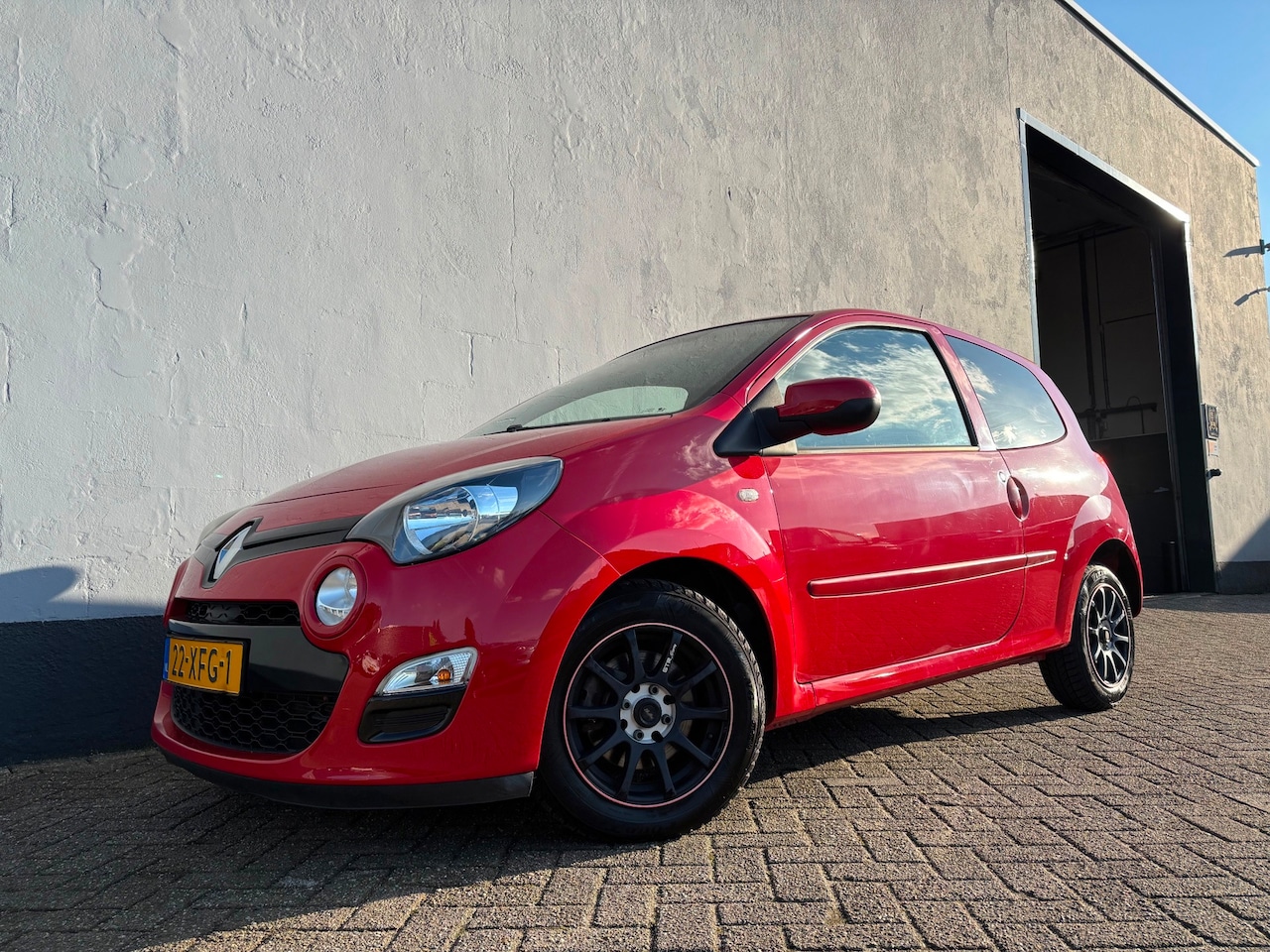 Renault Twingo - 1.2 16V Collection - Airco - LMV - AutoWereld.nl
