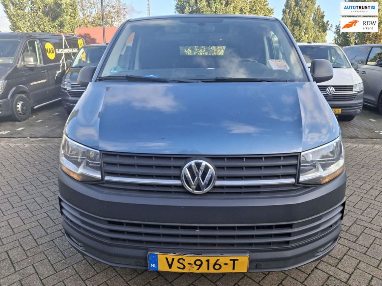 Volkswagen Transporter - 2.0 TDI L1H2 Highline 2.0 TDI L1H2 Highline - AutoWereld.nl