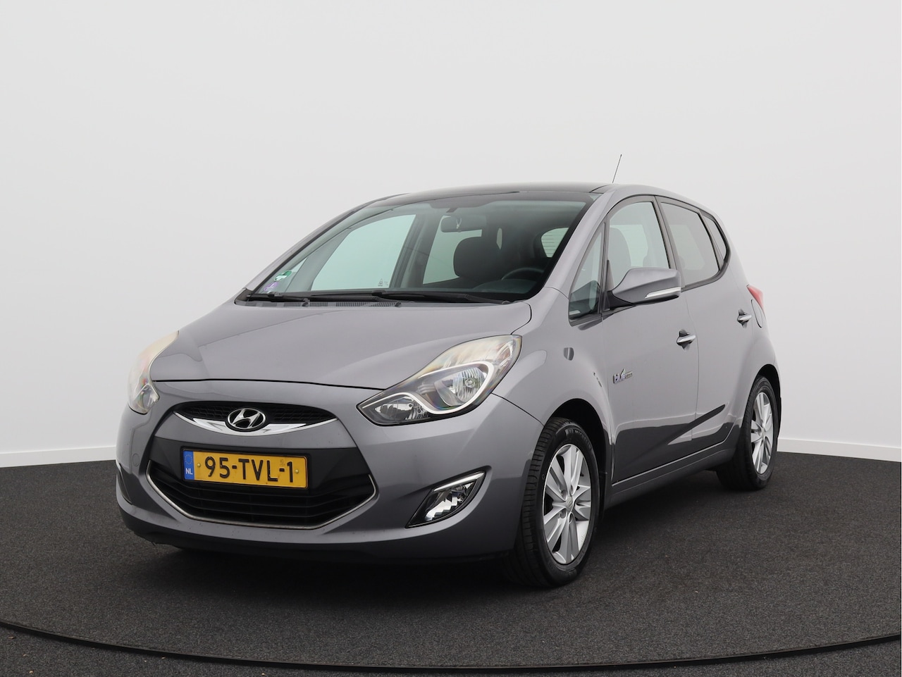 Hyundai ix20 - 1.4i i-Vision/ lage km/ apk tot 2-2027! - AutoWereld.nl