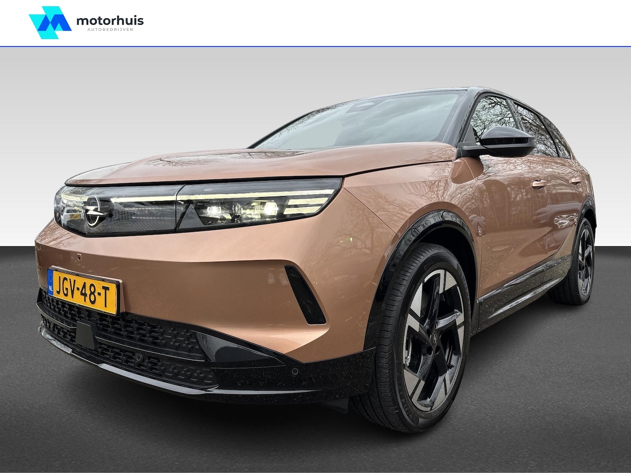 Opel Grandland - | GS 73kWh 213pk | Pano | HUD | 360 Camera | Focal Audio | - AutoWereld.nl