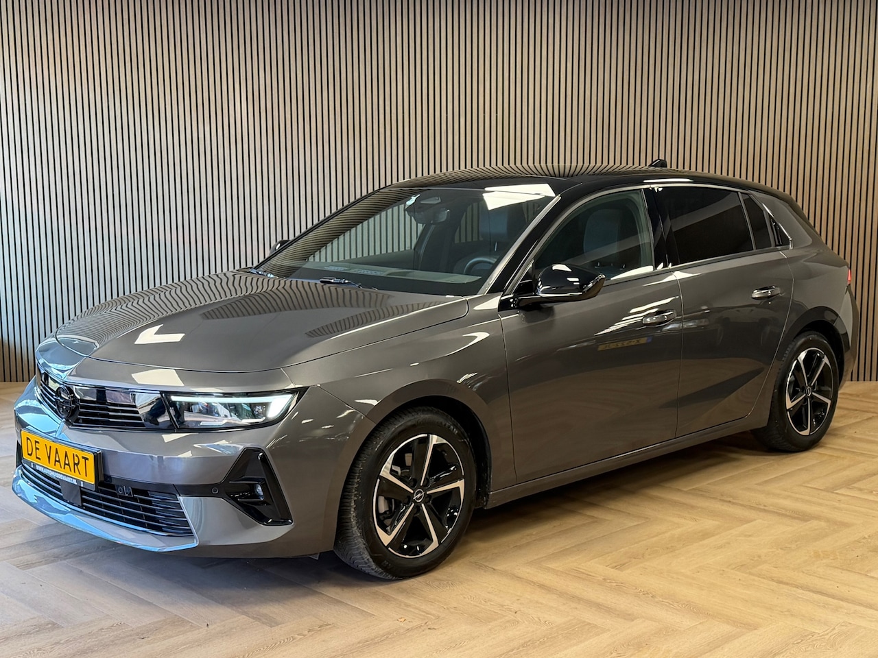 Opel Astra - 1.2 Turbo Business Edition AUT PANO ACC 360 CAMERA PDC VOOR EN ACHTER NAVI DODEHOEKBEWAKIN - AutoWereld.nl