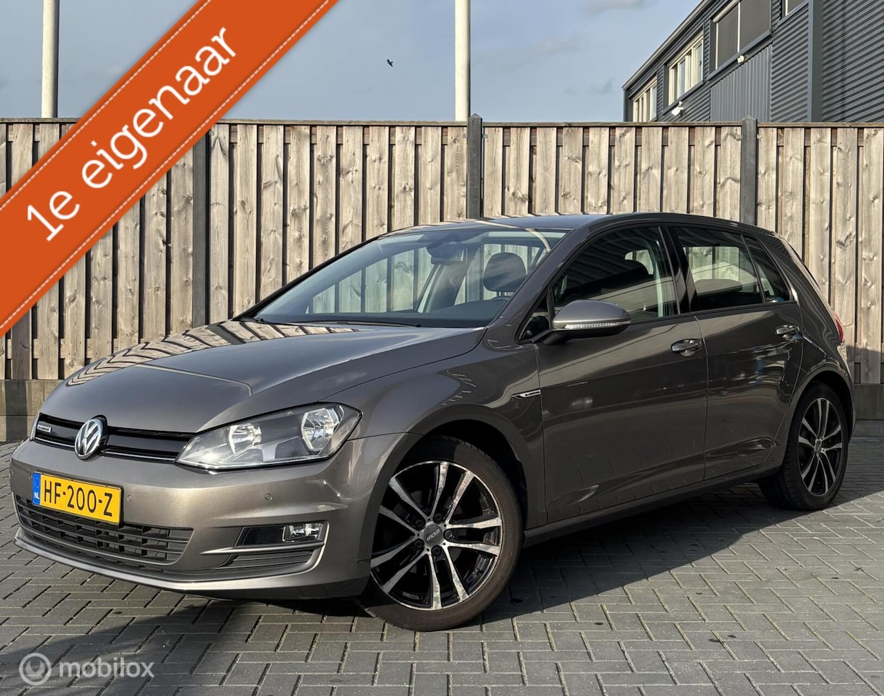 Volkswagen Golf - 1.0 TSI Comfortline/Navi/Cruise/PDC/ - AutoWereld.nl