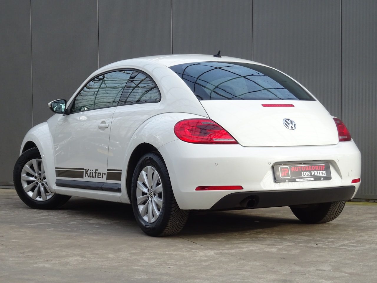 Volkswagen Beetle - 1.2 TSI Design * PDC * 4 SEIZOENSBANDEN !! - AutoWereld.nl