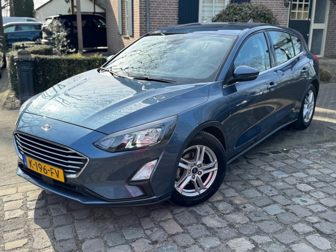 Ford Focus - 1.0 125pk Trend Ed Bns airco,navigatie,cruise,lmv,pdc - AutoWereld.nl
