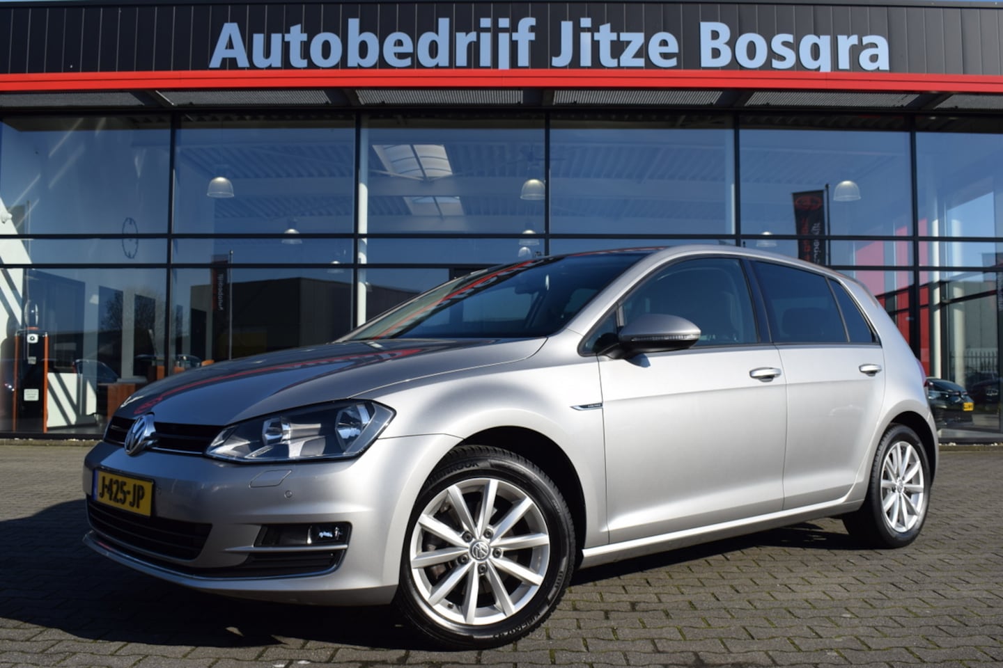 Volkswagen Golf - 1.4 TSi Highline ECC | Telefonie | Cruise Control | Trekhaak | Volledig Onderhouden!! - AutoWereld.nl