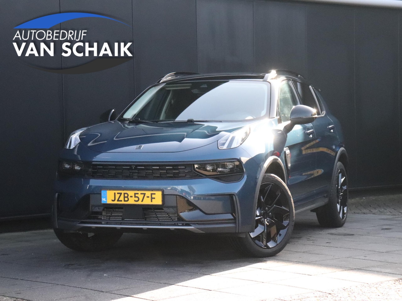 Lynk & Co 01 - 1.5 MODELJAAR 2023 | PANO-DAK | MEMORY | 360° CAMERA | INFINITY AUDIO | APPLE CARPLAY | CR - AutoWereld.nl