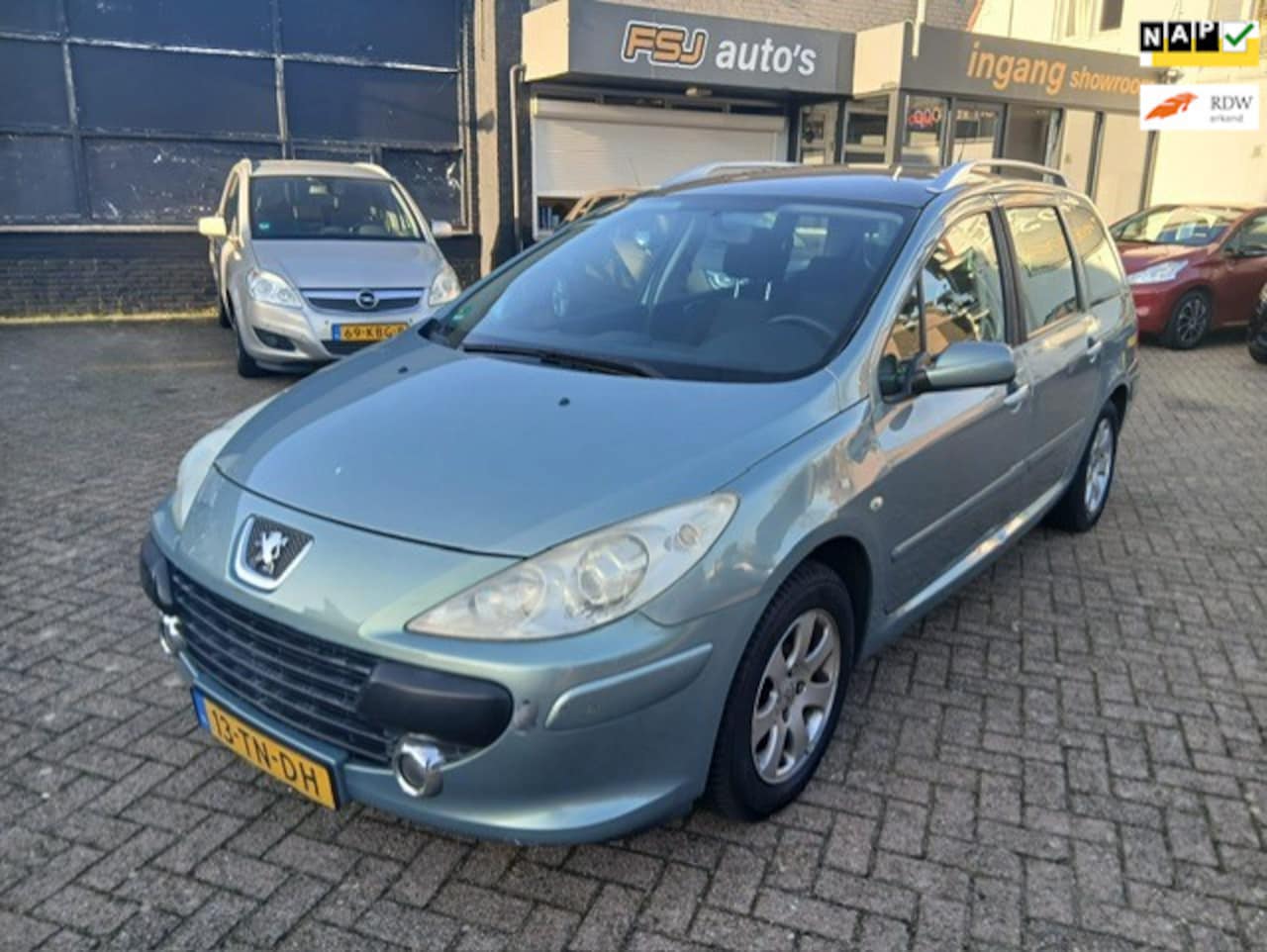 Peugeot 307 SW - 1.6-16V Pack / Div. Optie's / APK tot 13-09-2026 - AutoWereld.nl