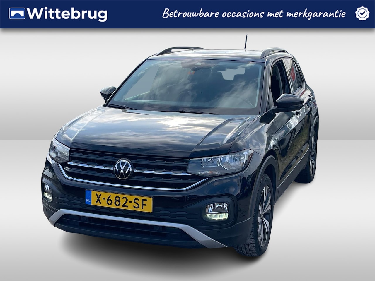 Volkswagen T-Cross - 1.0 TSI Life / Parkeersensoren V+A / App Connect / Getint Glas / 17'' LMV / VW - AutoWereld.nl