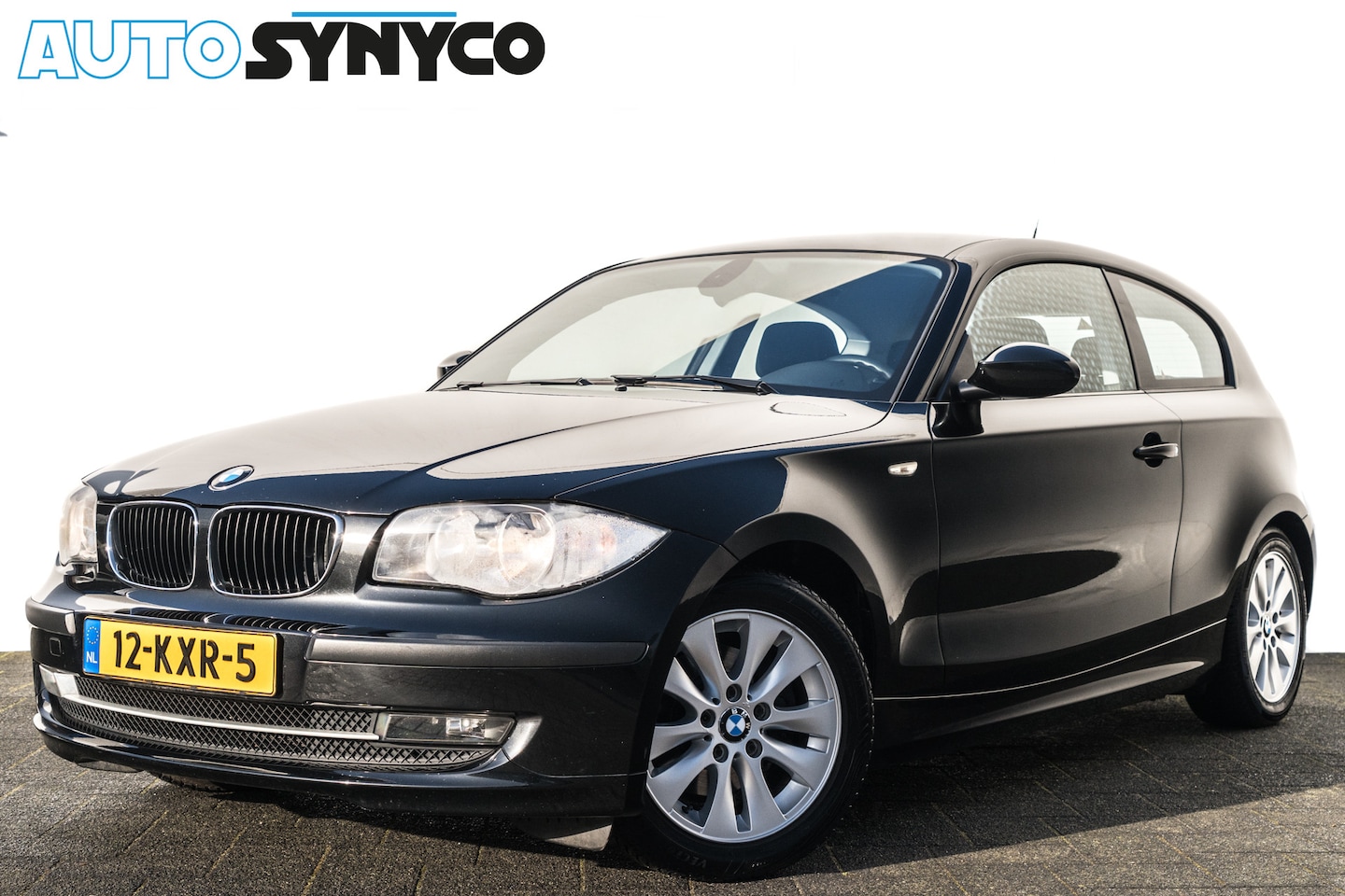 BMW 1-serie - 118d Business Line | Trekhaak | Airco | Navi | Org. NL - AutoWereld.nl