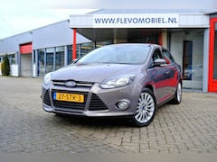 Ford Focus - 1.6 TI-VCT First Edition Half-Leder|Clima|LMV|Cruise