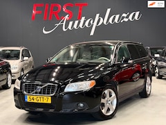 Volvo V70 - 2.0 Kinetic LEDER/NAVI/CRUISE | GOED ONDERHOUDEN
