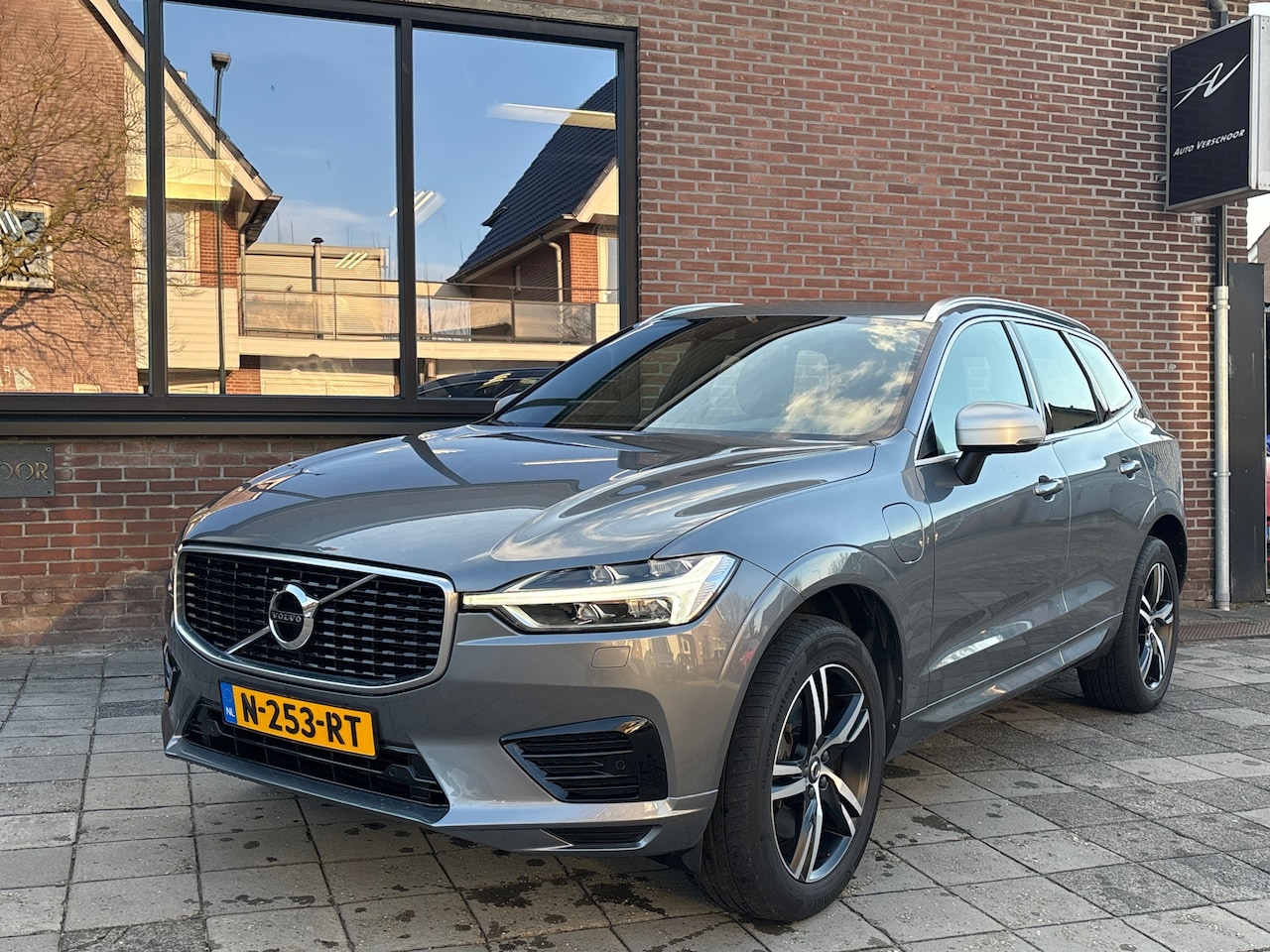 Volvo XC60 - 2.0 T8 Twin Engine AWD Inscription 2.0 T8 Twin Engine AWD Inscription - AutoWereld.nl