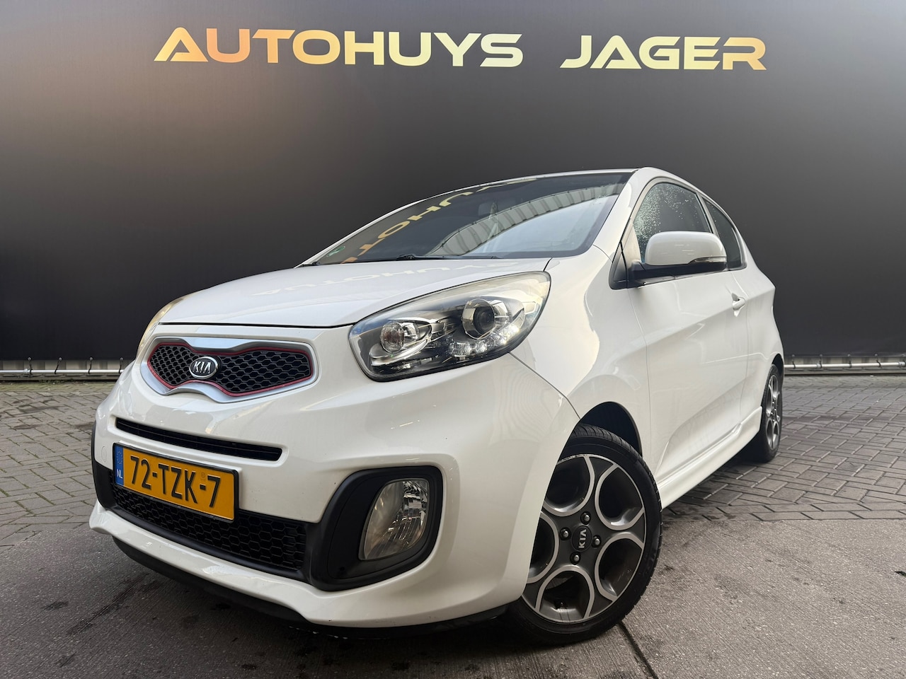 Kia Picanto - 1.2 CVVT Comfort Pack 1.2 CVVT Comfort Pack - AutoWereld.nl