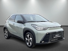 Toyota Aygo X - Hybrid 115 Black Edition | Stoelverwarming | Park. Sensoren | AC