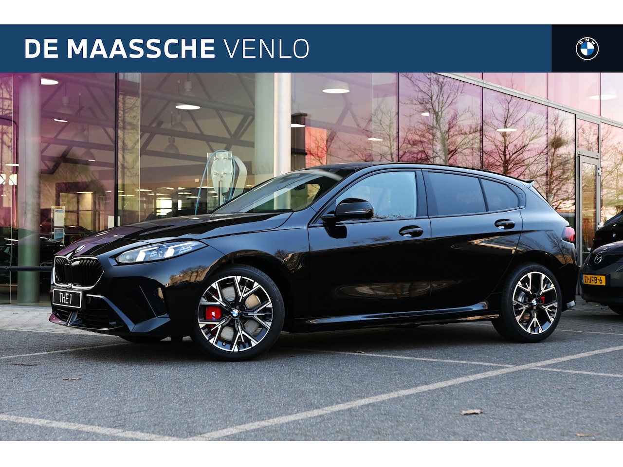 BMW 1-serie - 120 High Executive M Sport Automaat / Sportstoelen / Head-Up / Parking Assistant Plus / M - AutoWereld.nl