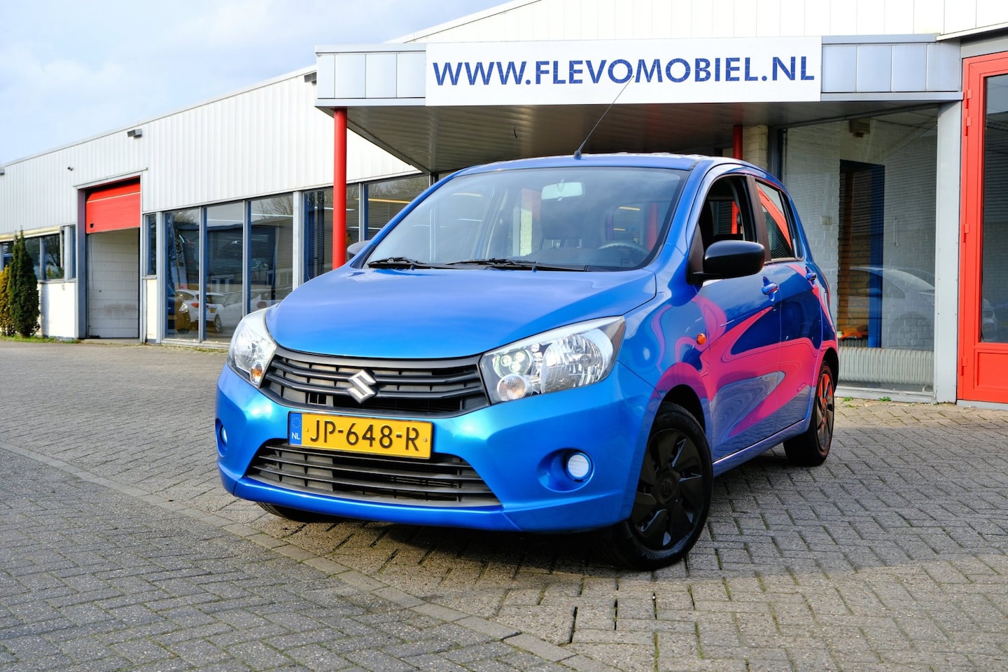 Suzuki Celerio - 1.0 Comfort 5-drs Airco|Trekhaak - AutoWereld.nl