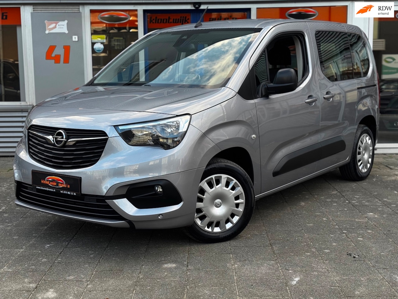 Opel Combo Life - 1.2 Turbo Edition *Automaat* Navigatie Camera 5P 1e Eigenaar - AutoWereld.nl